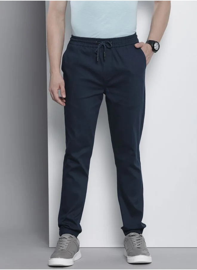The Indian Garage Co Men Slim Fit Solid Mid-Rise Stretchable Chino Joggers