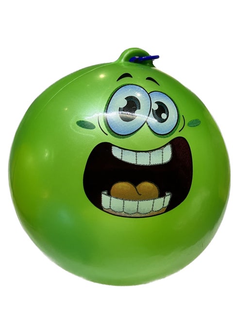 Play ball with a chain and a beautiful fun and humorous shape