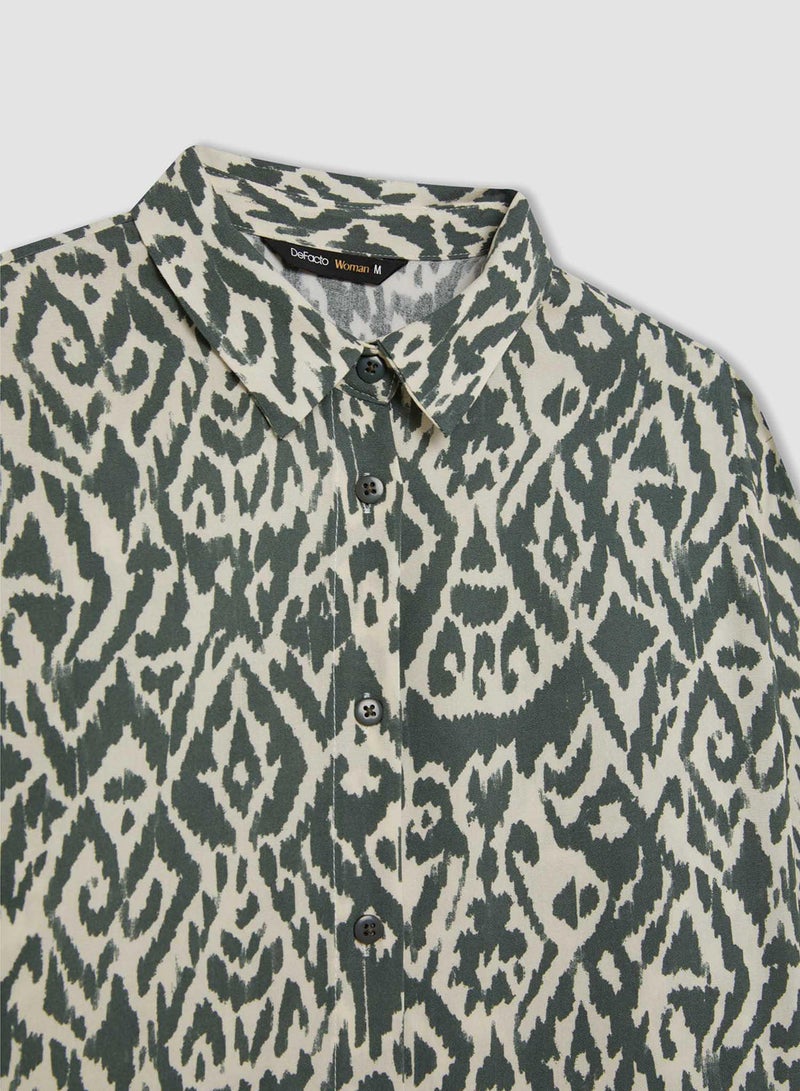 ديفاكتو قميص تونيك طويل الأكمام بنقوش وياقة قميص بقصة واسعة - Image 4