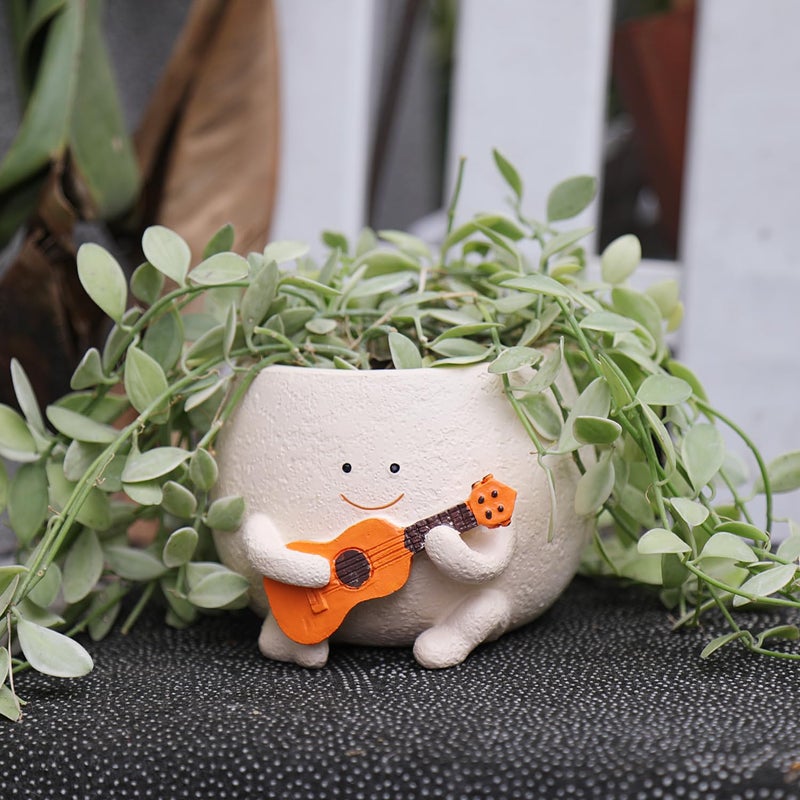 UMESONG Smily Face Planter Pot with Drainage Hole Cute Resin Head Planters for String of Pearls Plant Live Unique Guitar Succulent Pots for Indoor Outdoor Plants Gift IdeaI for Mother Christmas - Image 5