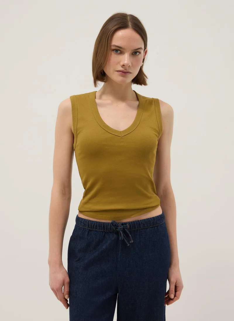 او في اس OVS Green Pure Cotton Regular Fit V-Neck Tank Top