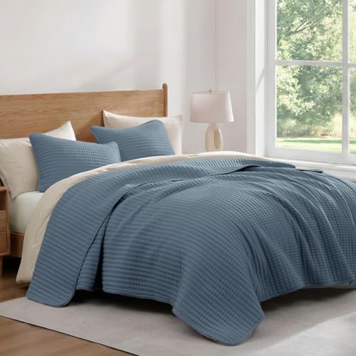 WRENSONGE King Size Quilt-3 Pieces Lightweight Bedspreads Oxford Blue King Quilt Bedding Set for All Seasons, Soft Summer Coverlet with 2 Pillow Shams Suitable for Bed, Couch, Quilt Blanket - Image 3