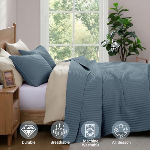 WRENSONGE King Size Quilt-3 Pieces Lightweight Bedspreads Oxford Blue King Quilt Bedding Set for All Seasons, Soft Summer Coverlet with 2 Pillow Shams Suitable for Bed, Couch, Quilt Blanket - Image 4