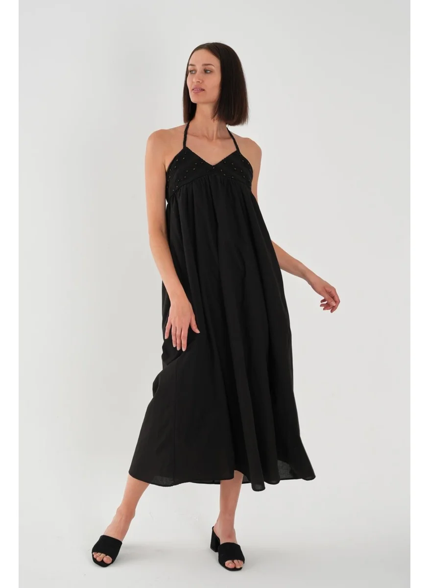Alexander Gardi Alexandergardi Halter Neck Embroidered Detail Maxi Dress