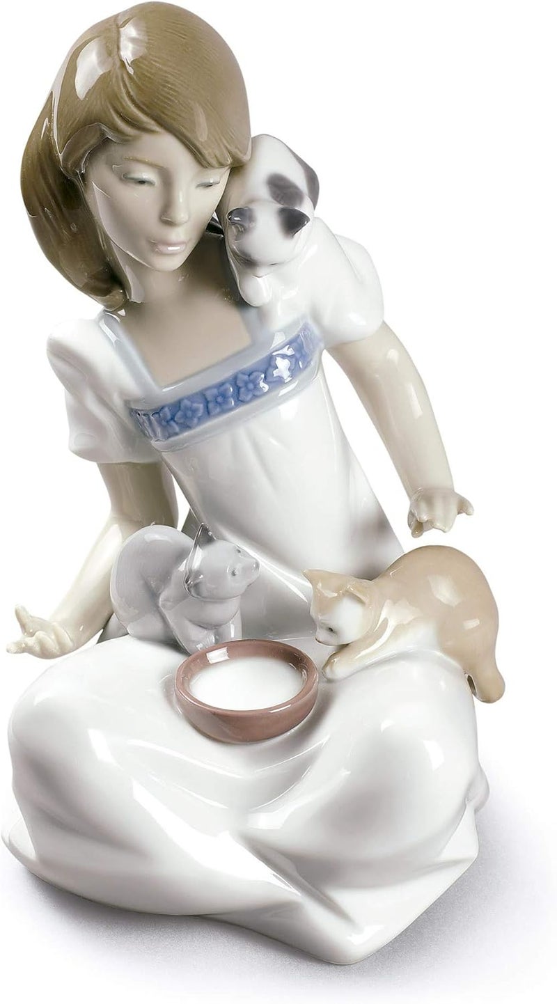 NAO NAO Breakfast Porcelain Woman Figure  - Image 1