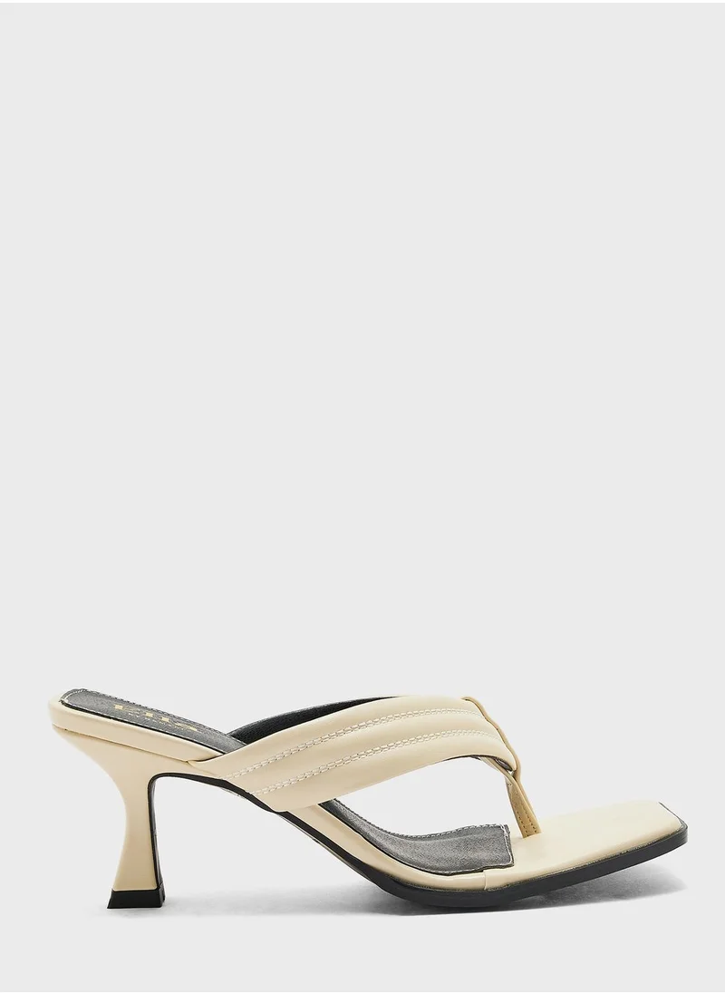 ايلا Mid Heel Thong Mule