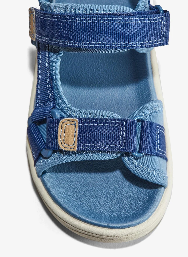 اتش اند ام صندل من قماش سكوبا