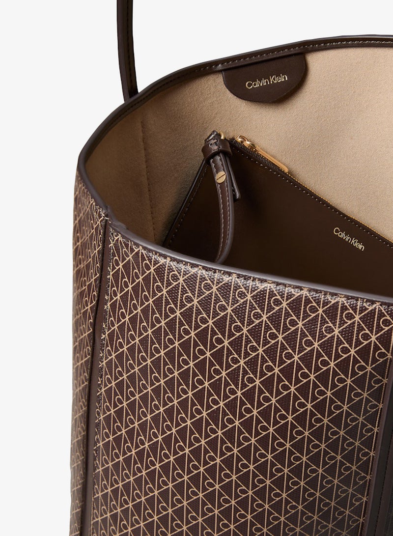 CALVIN KLEIN Emblem Print Tote Bag With Pouch - Image 4