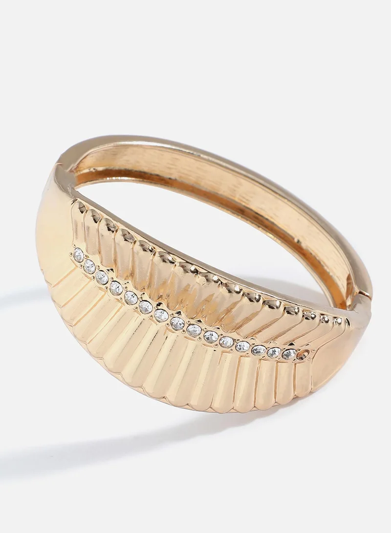 SOHI Party Artificial Bracelet Jewellery