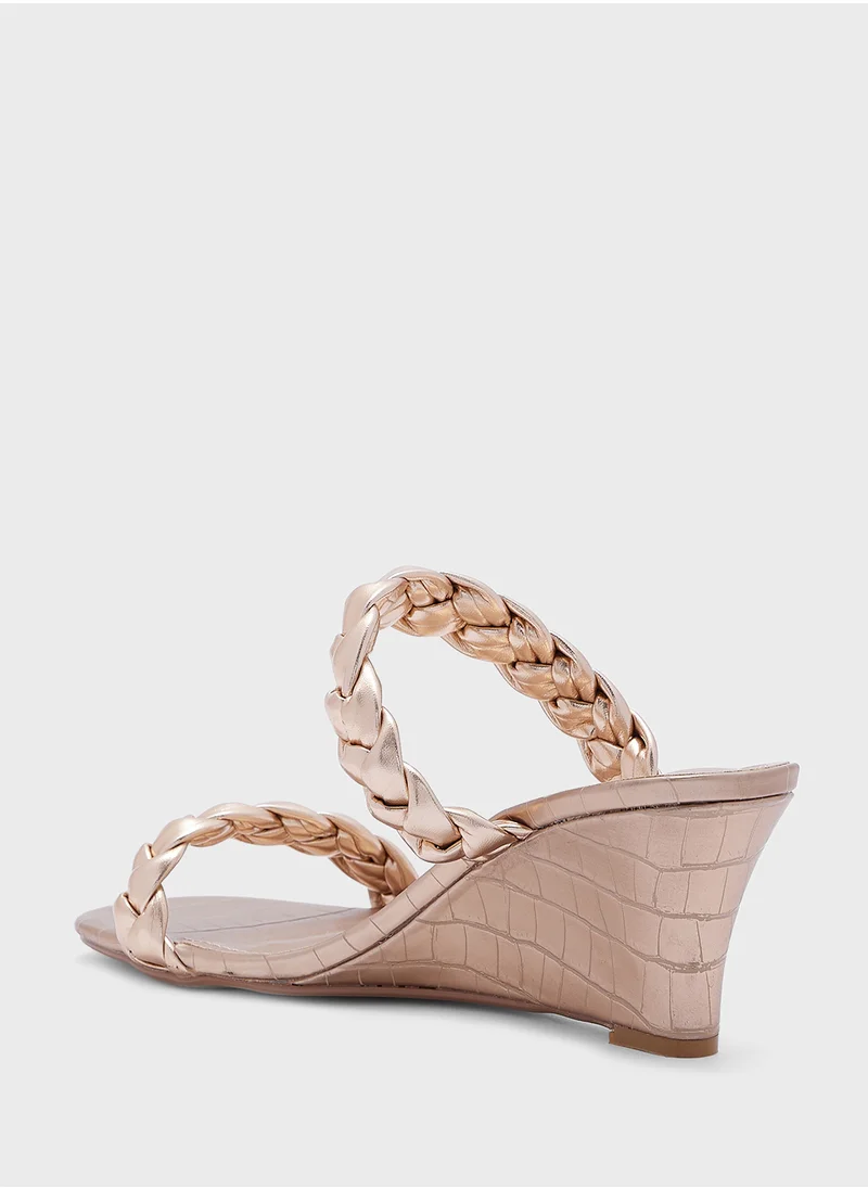 ايلا Braided Double Strap wedge Sandal