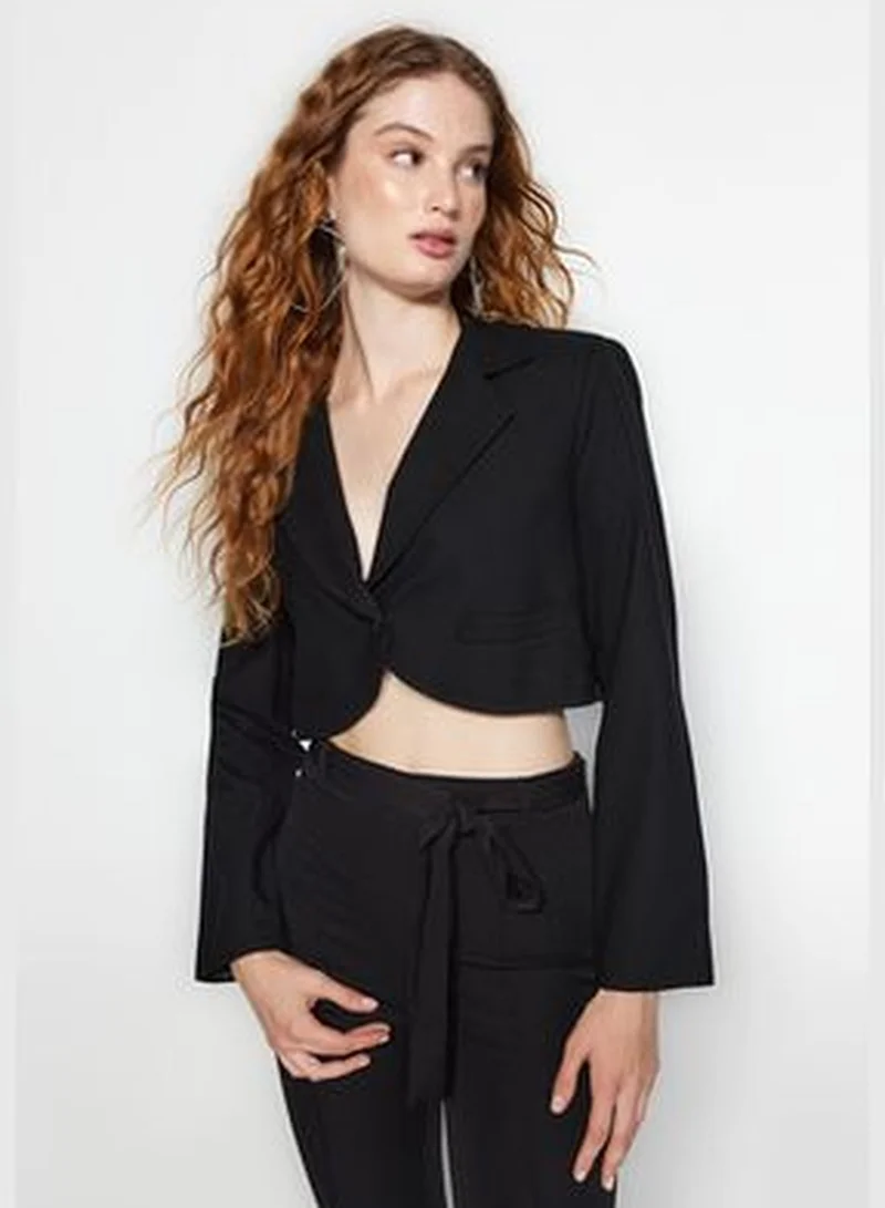 trendyol Black Crop Lined Woven Blazer Jacket TWOAW24BC00063