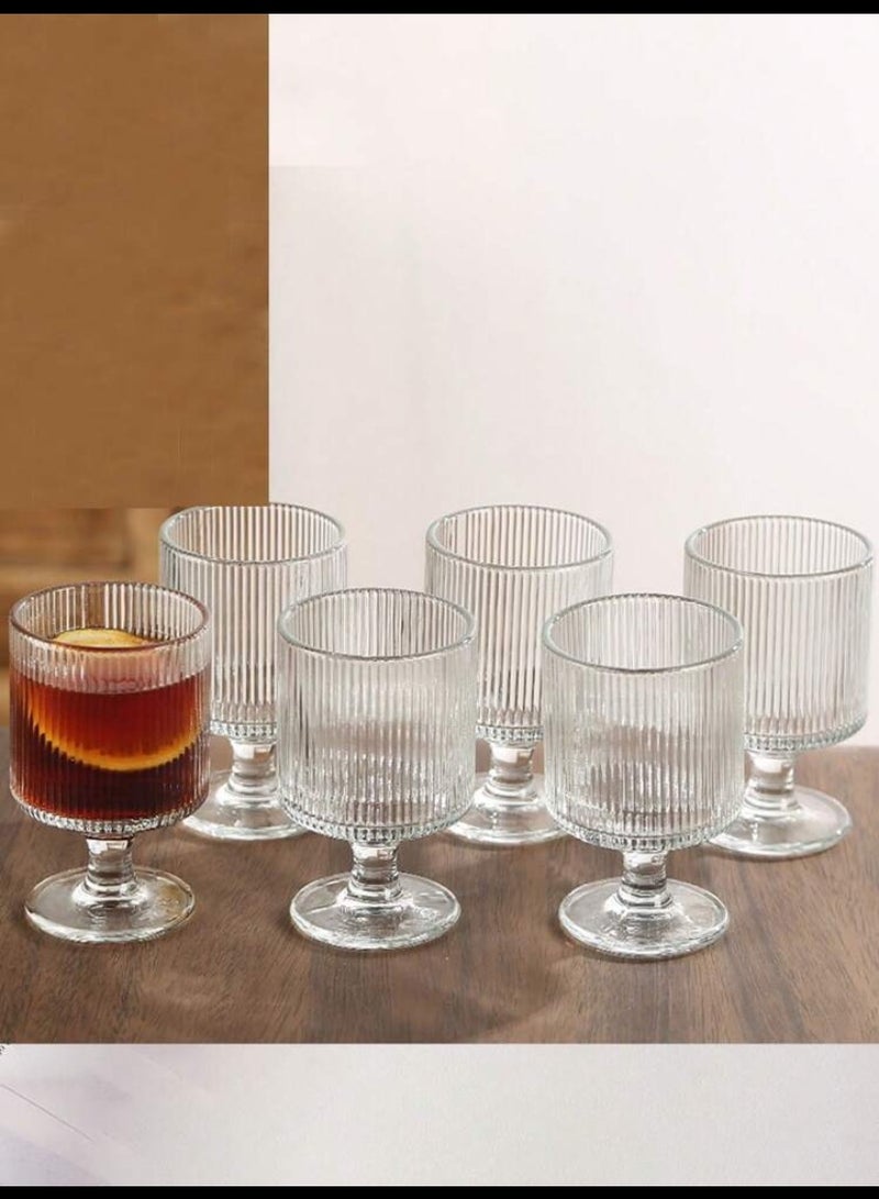 Set of juice glasses with a base - Image 3