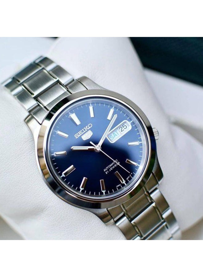 سيكو 5 Sports Automatic Men’s Watch SNK793K1, 37 mm Blue Dial, Stainless Steel Case & Bracelet, 30 m WR - Image 4