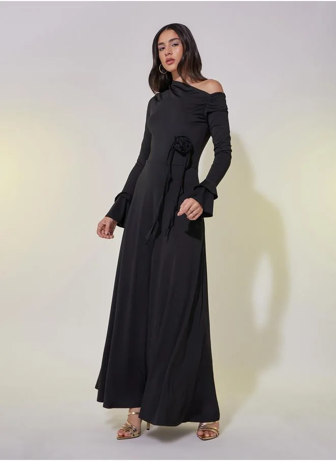 ستايلي Solid Flower Corsage Detail Frill Sleeve Maxi Dress