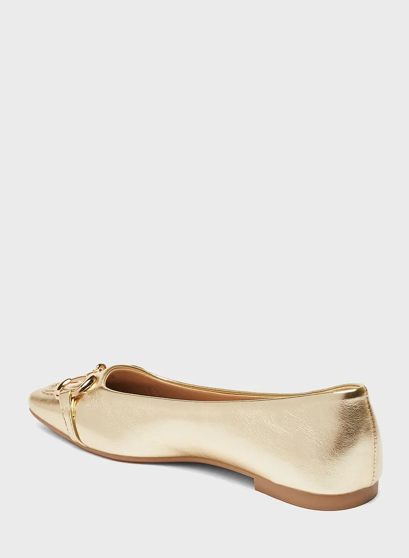 shoexpress Square Toe Ballerinas