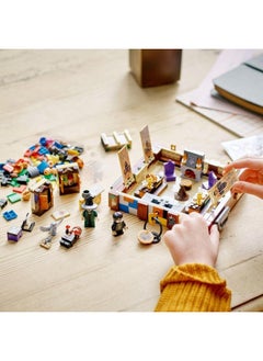 LEGO LEGO 76399 Harry Potter Hogwarts Magical Trunk Set  - Image 2