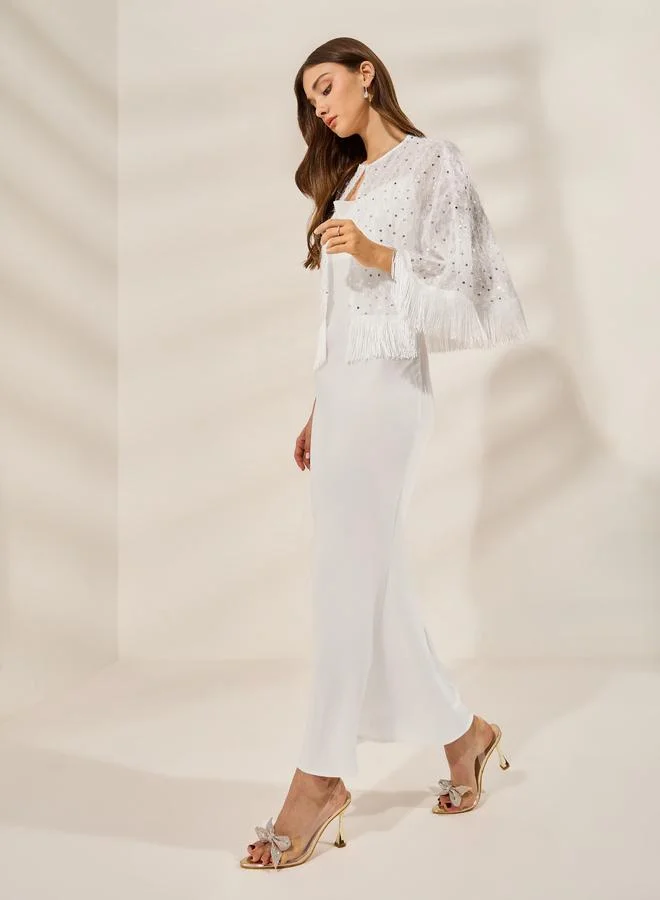 ستايلي مجموعة من كيب منمق بالترتر مع فستان طويل ساتان للنساء