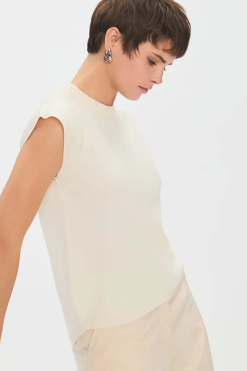JUNE Women's Crew Neck Sleeveless Mercerized Blouse