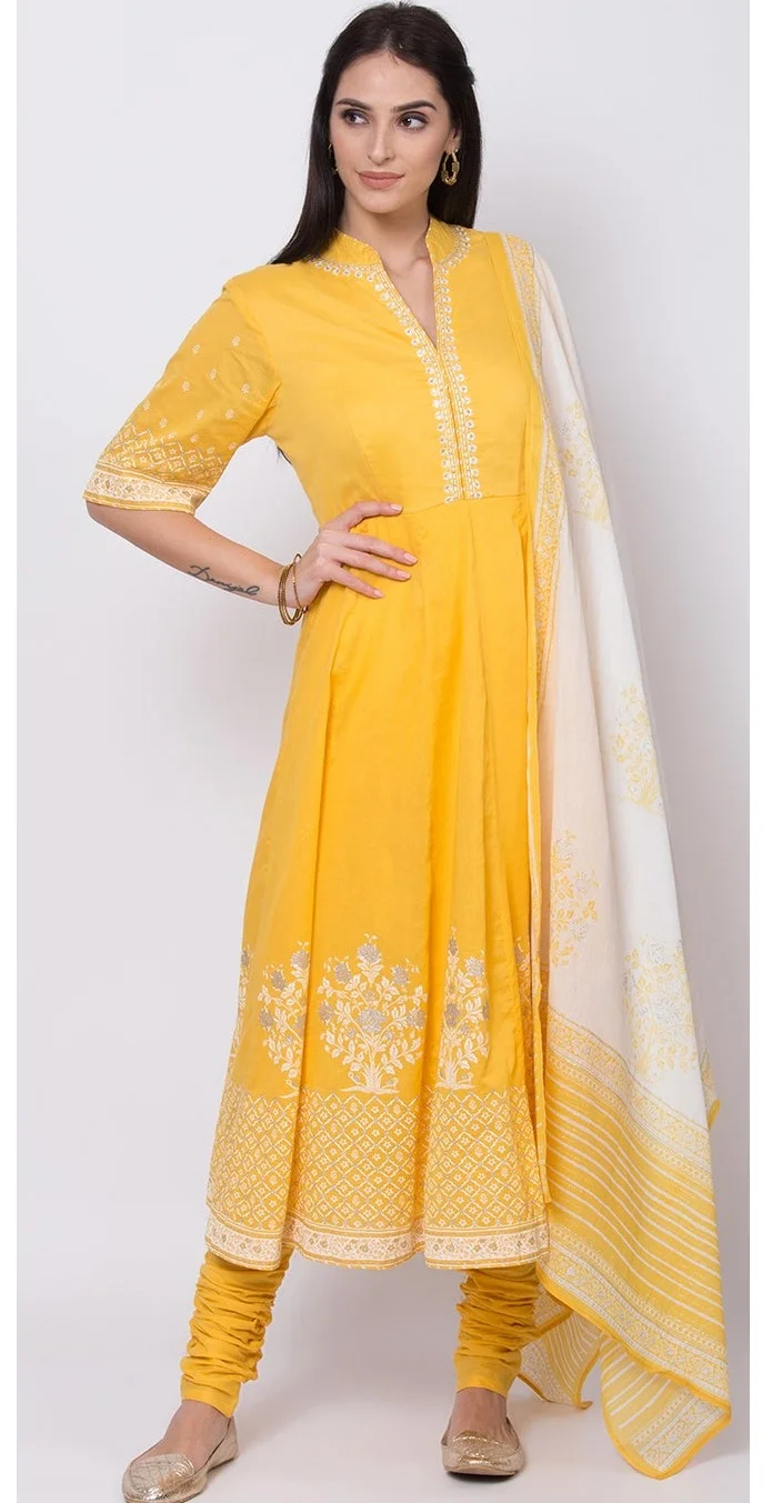 بيبا طقم بدلة كورتا شوريدار صفراء مستقيمة