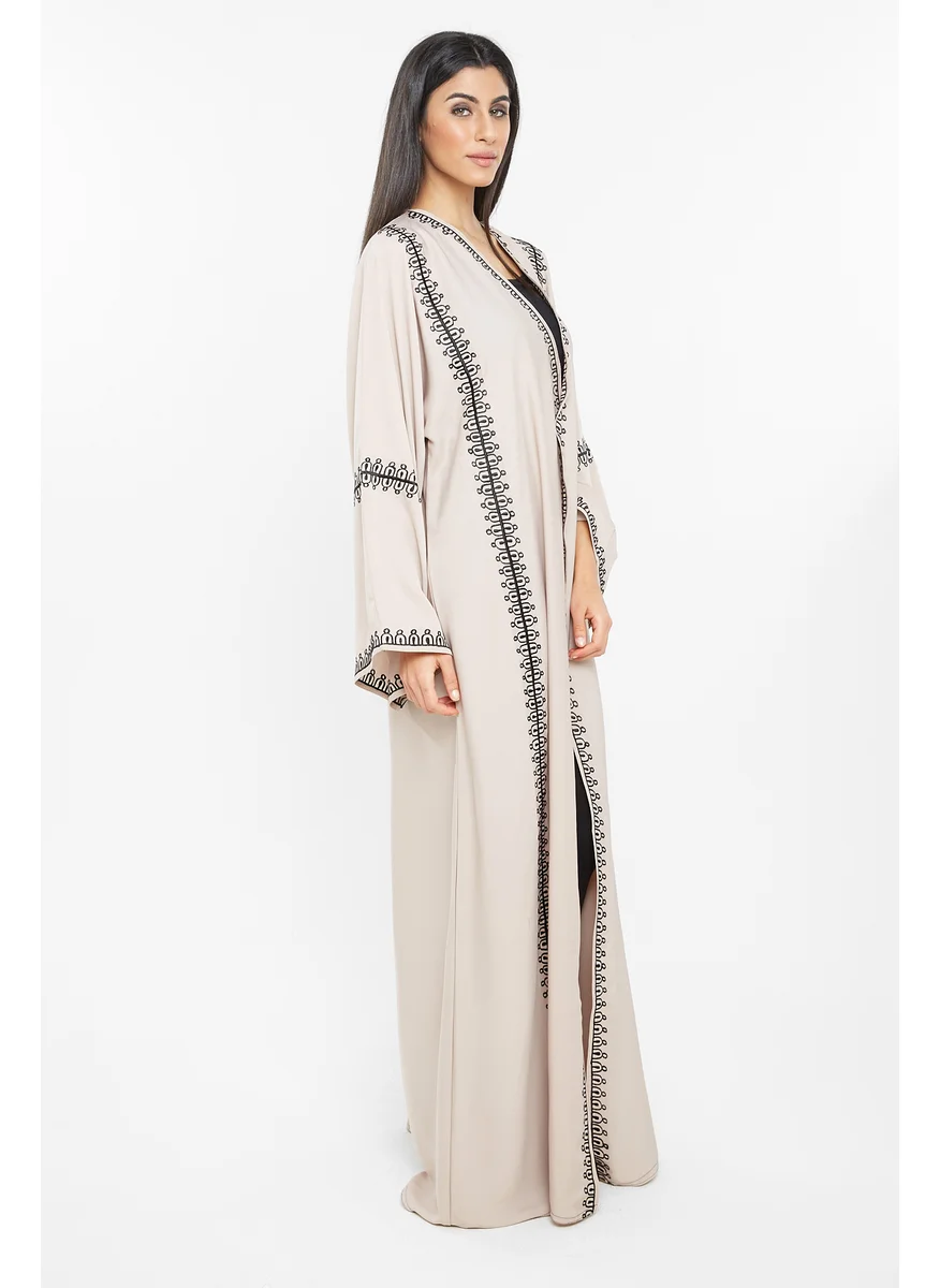 النخبة Beige color open abaya with embroidery-SQ190A