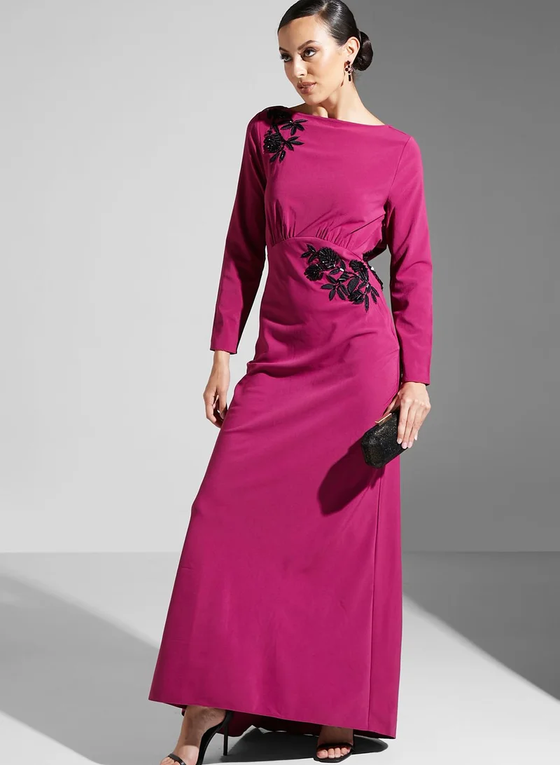 Hope & Ivy Tie Detail Embroidered Dress