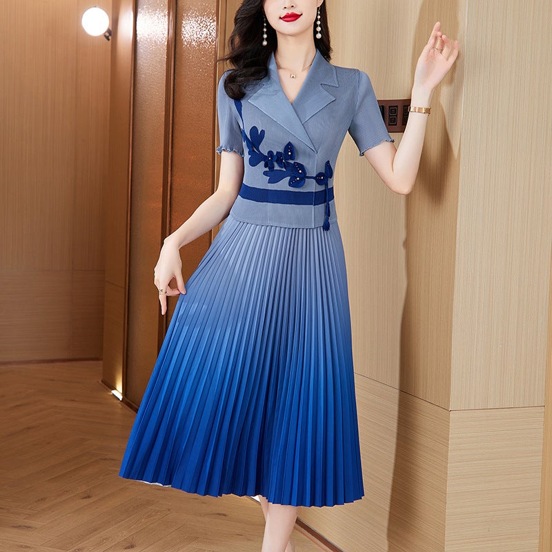 2024 Summer New Womens Gradient Pleated plus size dress Fashion High-end Elegant Slim-fit Magic Dress Light blue - Image 1