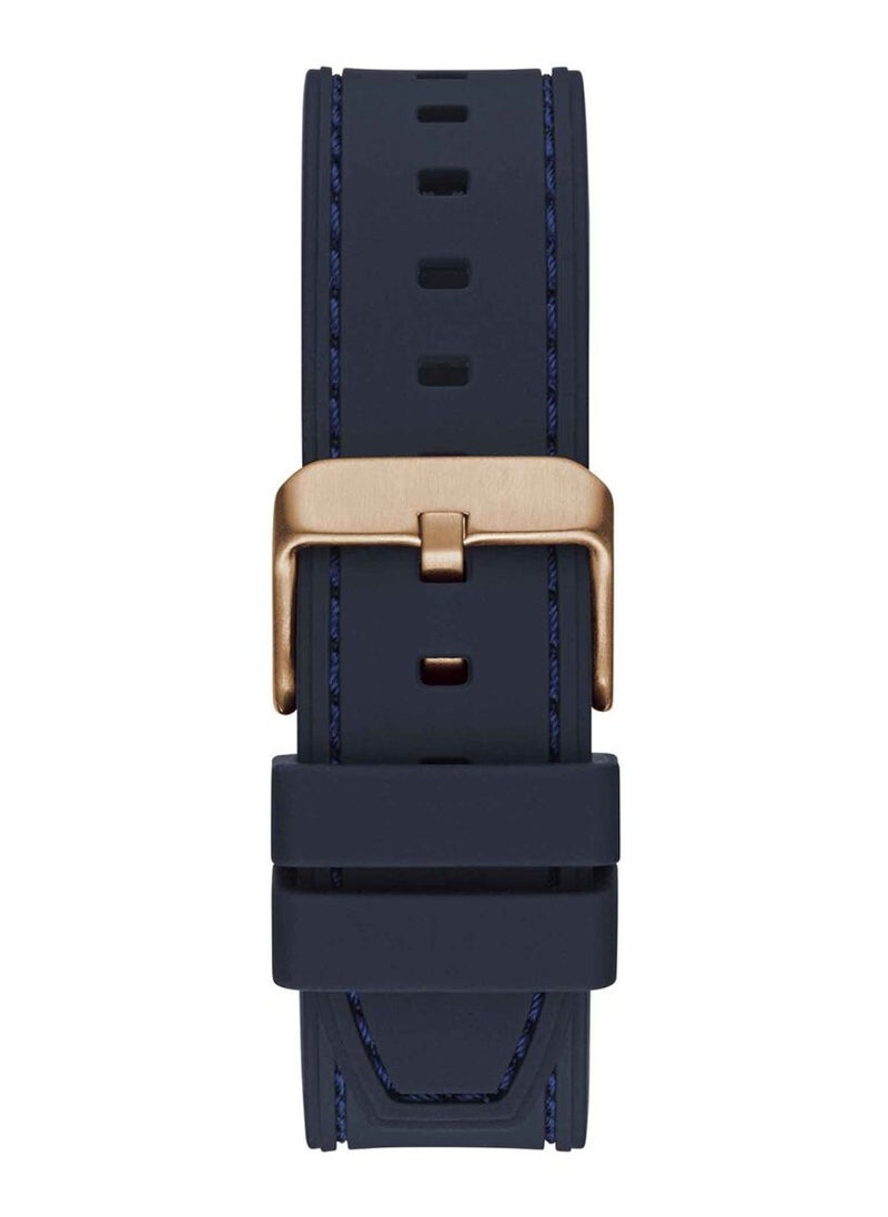 GUESS ساعة هيدلاين كرونوغراف للرجال هيكل ذهبي وردي وبسوار سيليكون أزرق GW0571G2 - 42 ملم  - Image 3