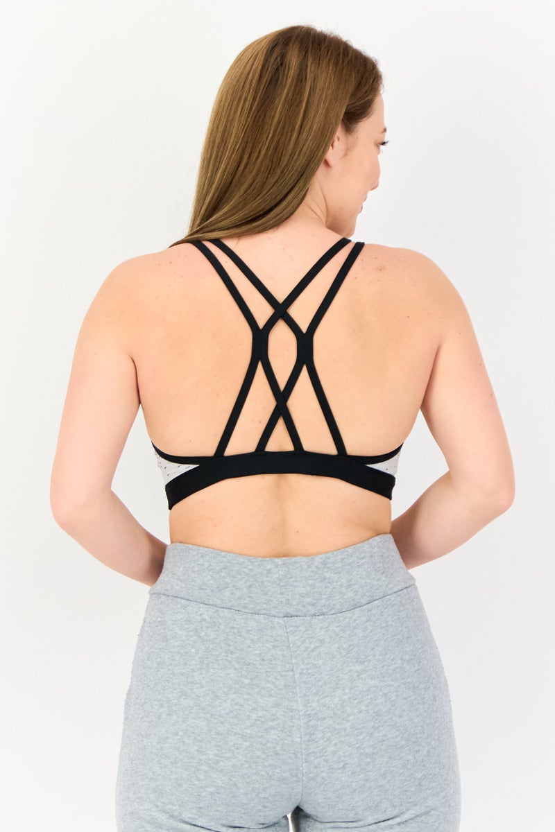 Reebok سوتيان رياضي خفيف مبطن بشعار العلامة التجارية للنساء، متعدد الألوان - Image 2