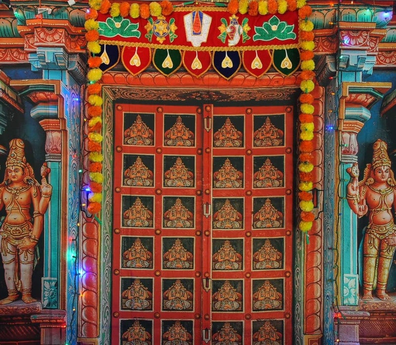 CORFOTO 9x6ft Fabric Colorful India Tanjore Temple Door Backdrop Old India Religion Building Photo Background for Indian Birthday Decorations Adults Photo Prop Indian Themed Party Decor - Image 3