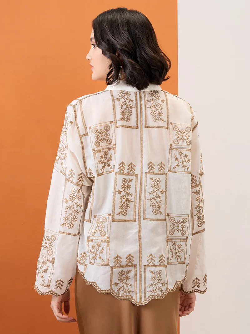 جلو باص Women Beige Floral Embroidered Collared Neck Bell Sleeves Scalloped Hem Shirt