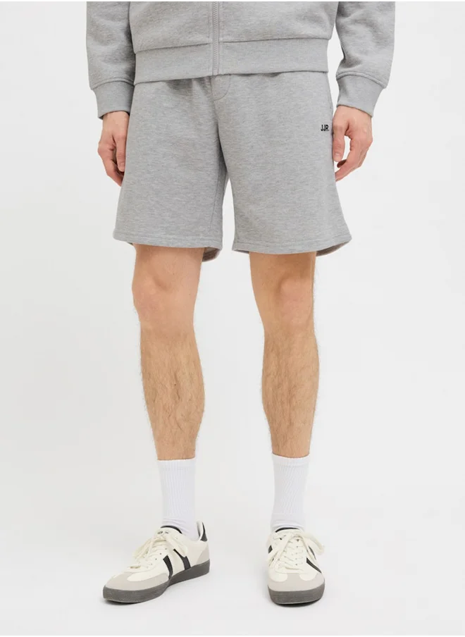 ج ج ريبل من جاك و جونز JJ REBEL Solid Mid Rise Regular Fit Shorts