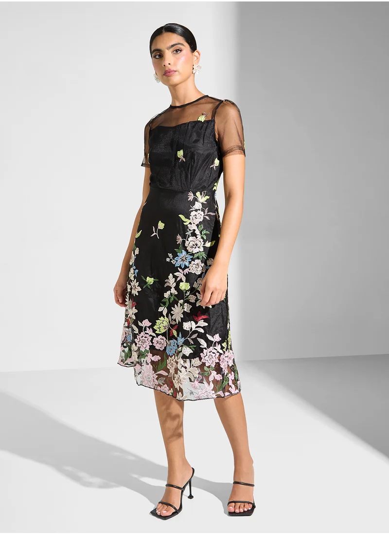 ايلا ليمتد اديشن Floral Embroidered Dres