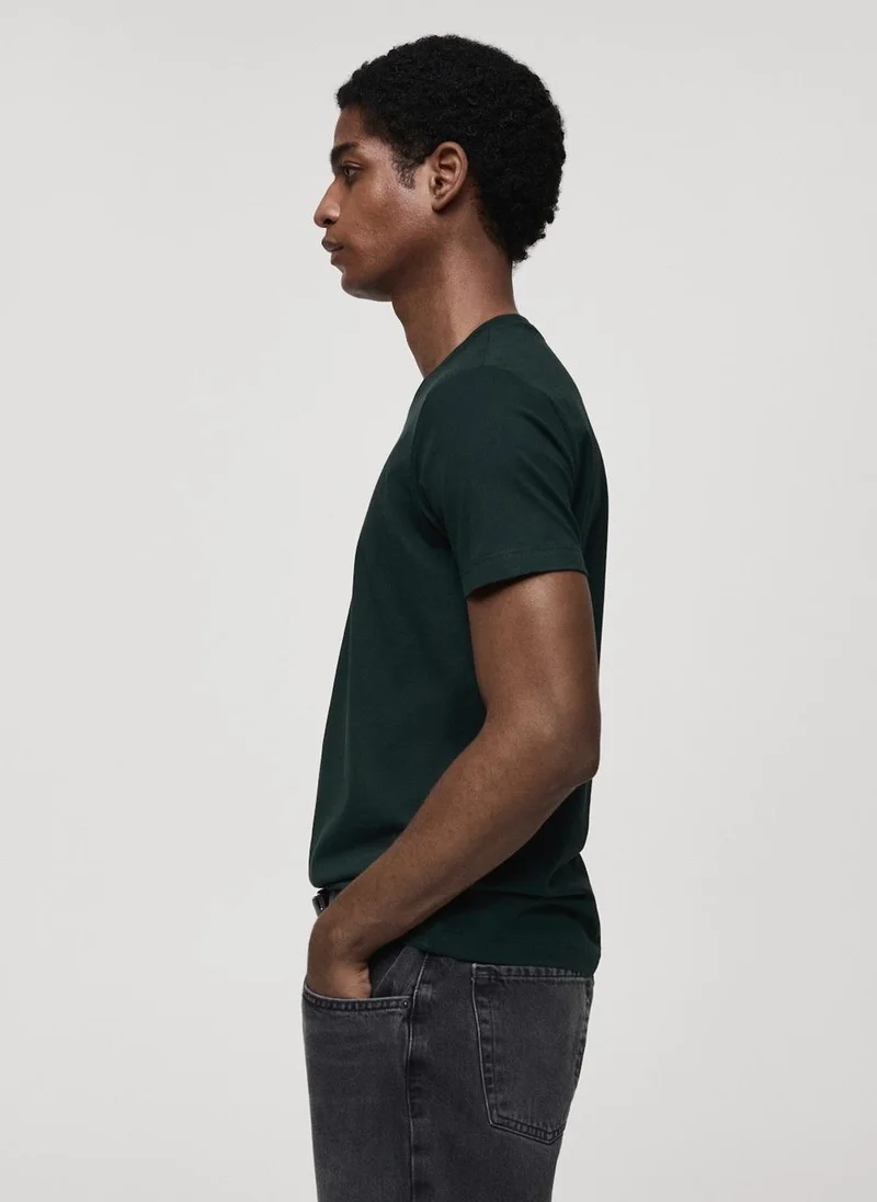 مانجو مان Slim-Fit T-Shirt