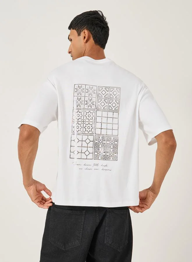 Styli Graphic Print Oversized Round Neck T-Shirt