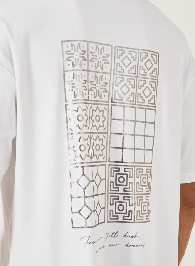 Styli Graphic Print Oversized Round Neck T-Shirt