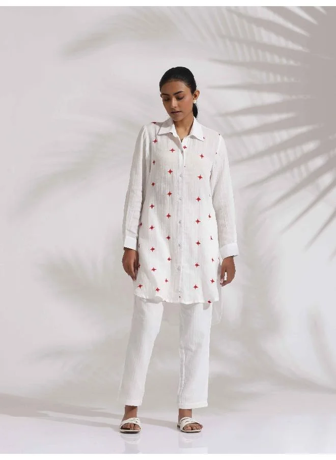 ترو برونز trueBrowns White Cotton Embroidered Kurta Co-ord Set