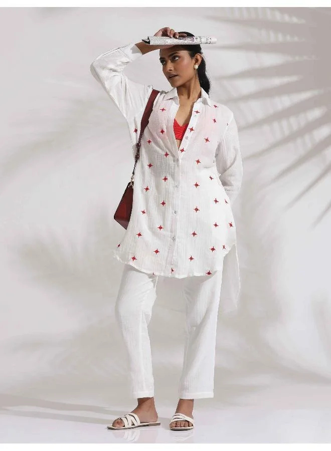 ترو برونز trueBrowns White Cotton Embroidered Kurta Co-ord Set