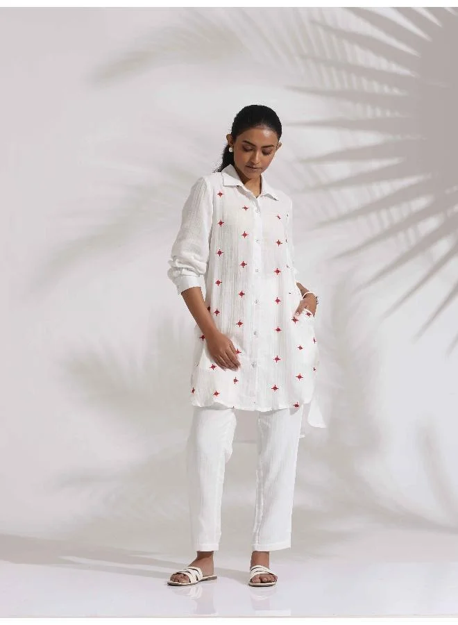 ترو برونز trueBrowns White Cotton Embroidered Kurta Co-ord Set