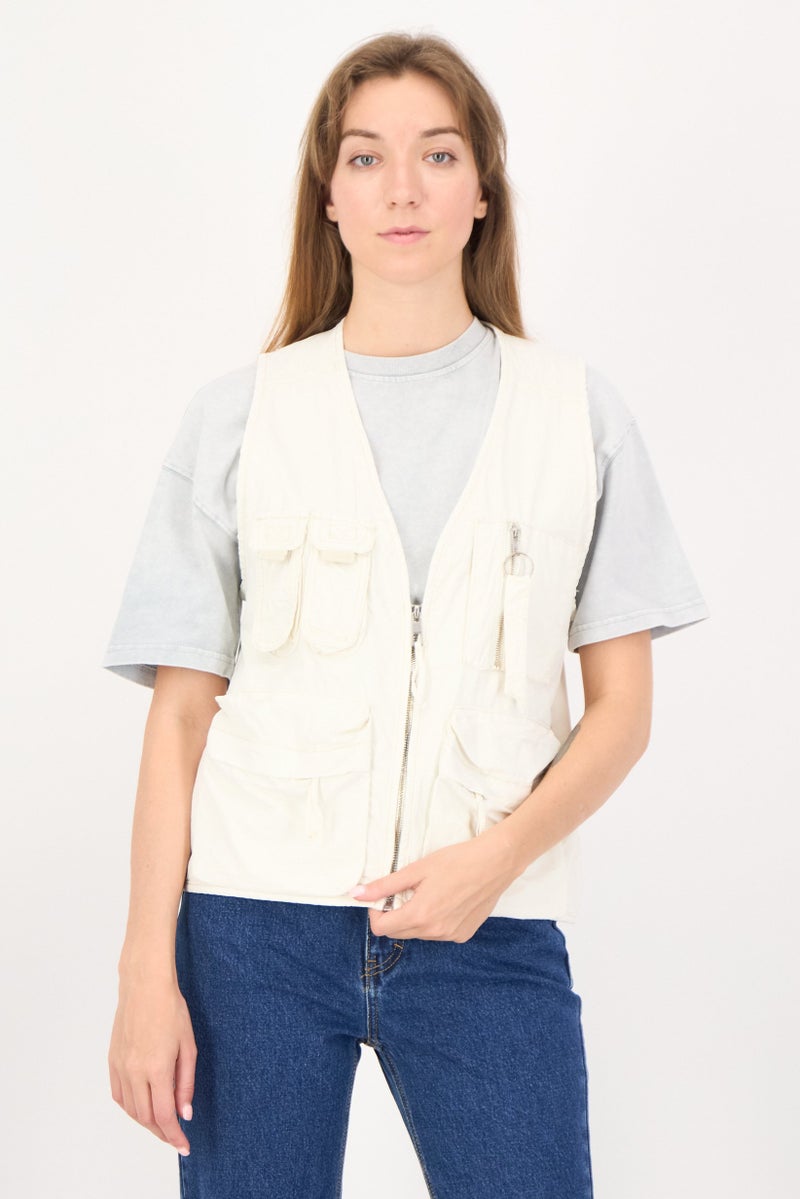 Bershka سترة نسائية بدون أكمام بسيطة، بيج فاتح - Image 1