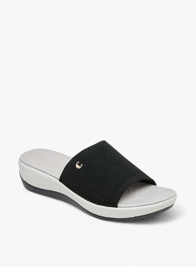 لو كونفورت Flyknit Slip-On Comfort Sandals