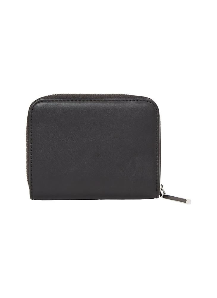 CALVIN KLEIN MINI QUILT MEDIUM ZIP WALLET  - Image 2