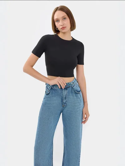HICCUP Crew Neck Basic Crop top