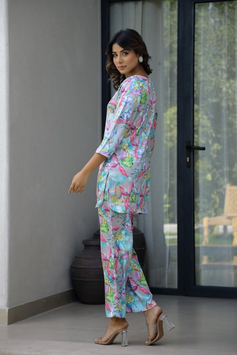 Label Flavia طقم متعدد الأزهار للنساء - Image 2