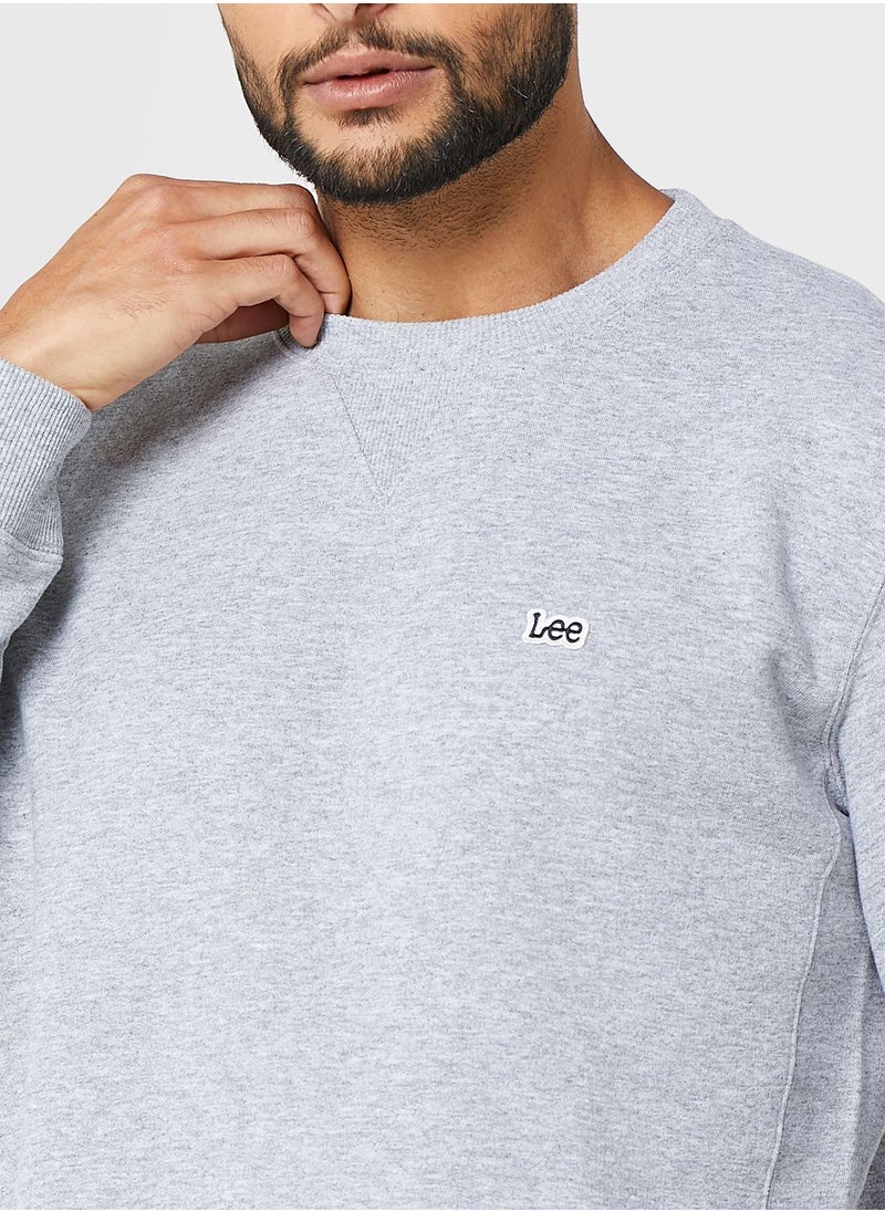 LEE - Essential Sweatshirt - Image 1