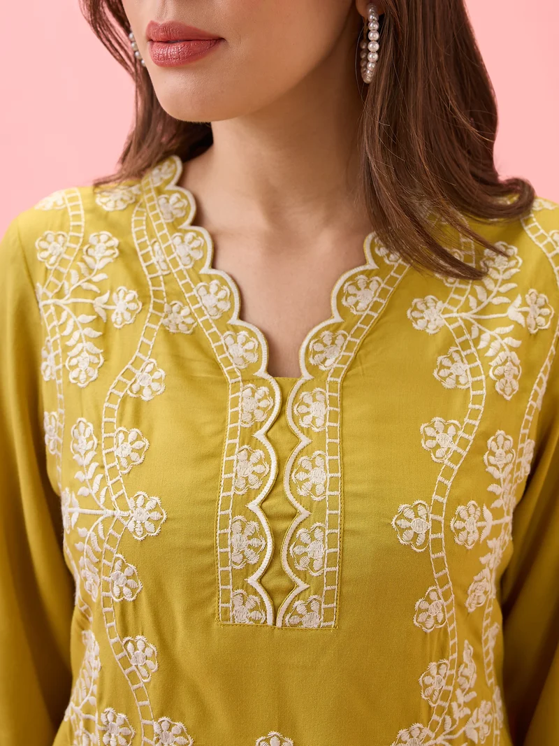 globus Women Scalloped V-Neck Lace Insert Bell Sleeves Embroidered Festive Kurta & Pants Set