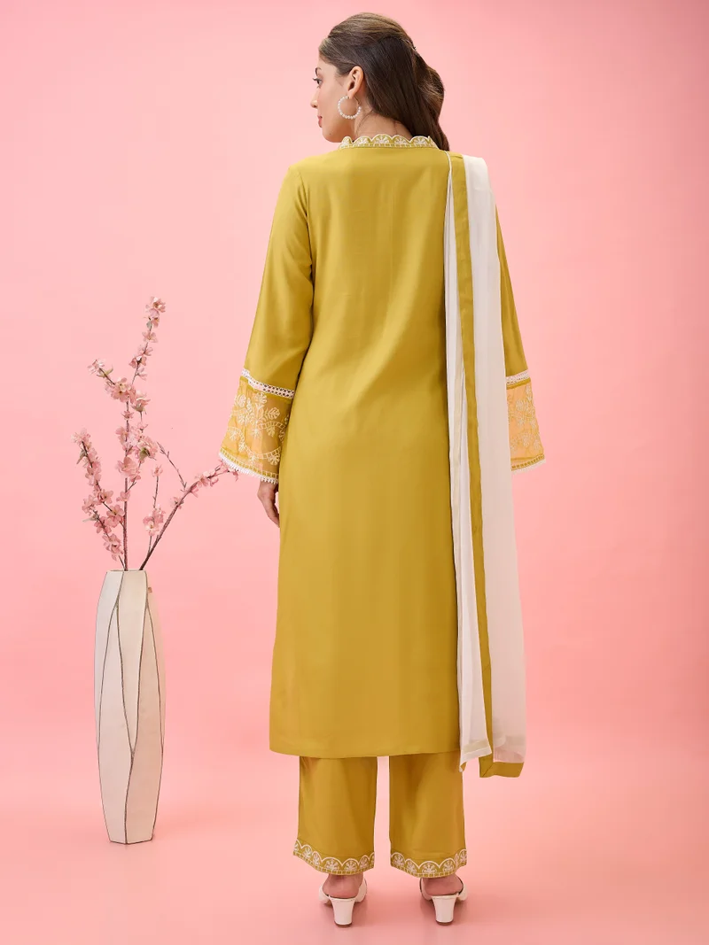 globus Women Scalloped V-Neck Lace Insert Bell Sleeves Embroidered Festive Kurta & Pants Set