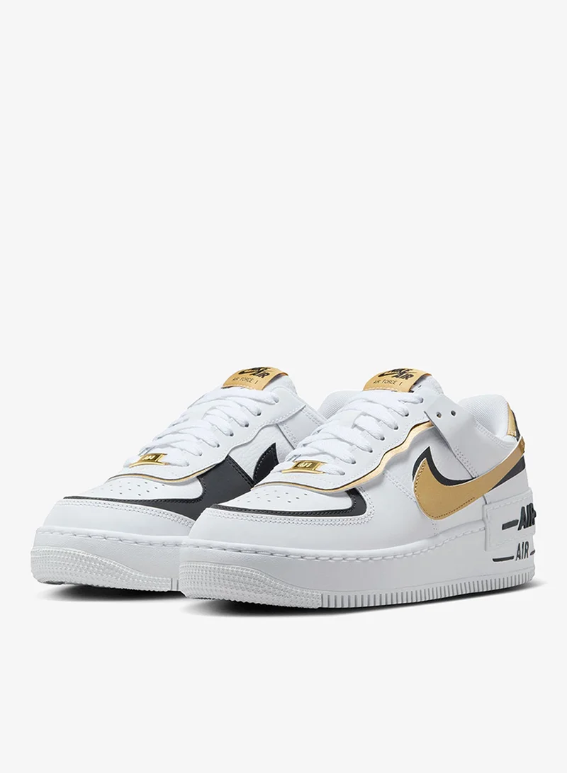 نايكي أف شادو