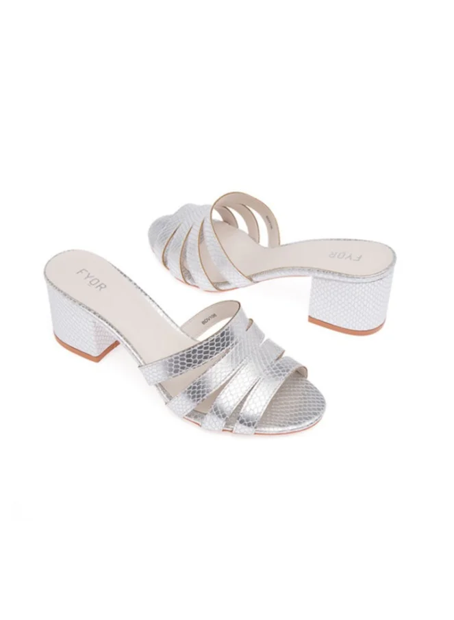 فايور Chic Comfy Slip-on