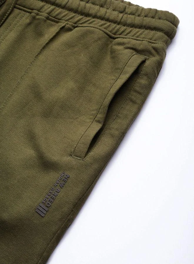 The Indian Garage Co Men Slim Fit Solid Mid-Rise Stretchable Knitted Jogger Trousers