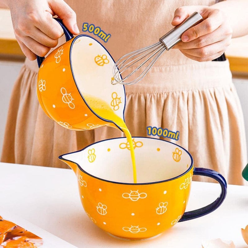 Gaolinci Cute Bee Pattern Kitchen Ceramic Mixing Bowl, 0.5 Quart Large Bowl, with Pouring Spout and Handle - Image 2